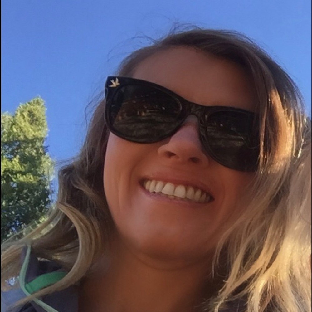 Meet your Posher, Crystal